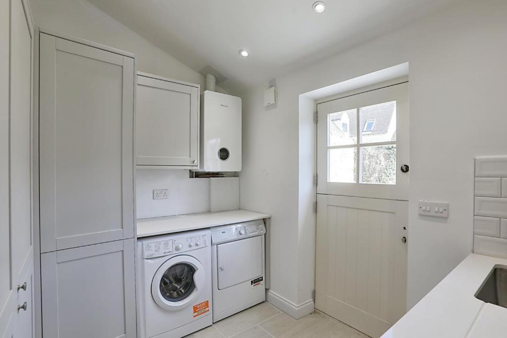 Luxury Cotswold Cottage With Hot Tub In Stow On The Wold! Exterior foto
